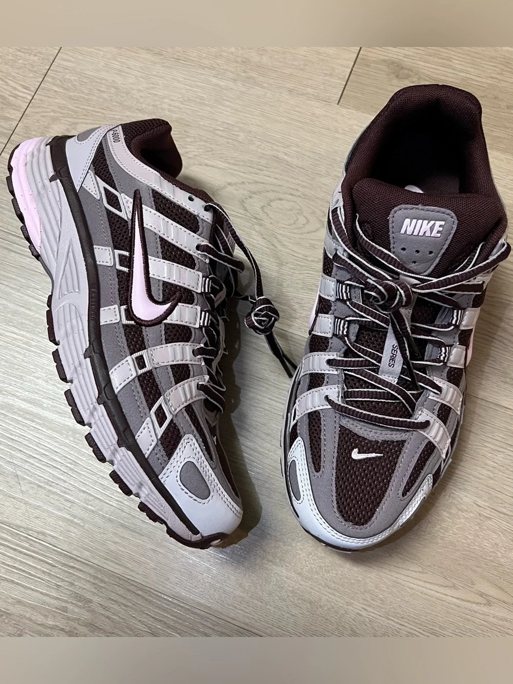 NEW NIKE P-6000 Burgundy Crush Pink Foam WMNS HV2522 600
